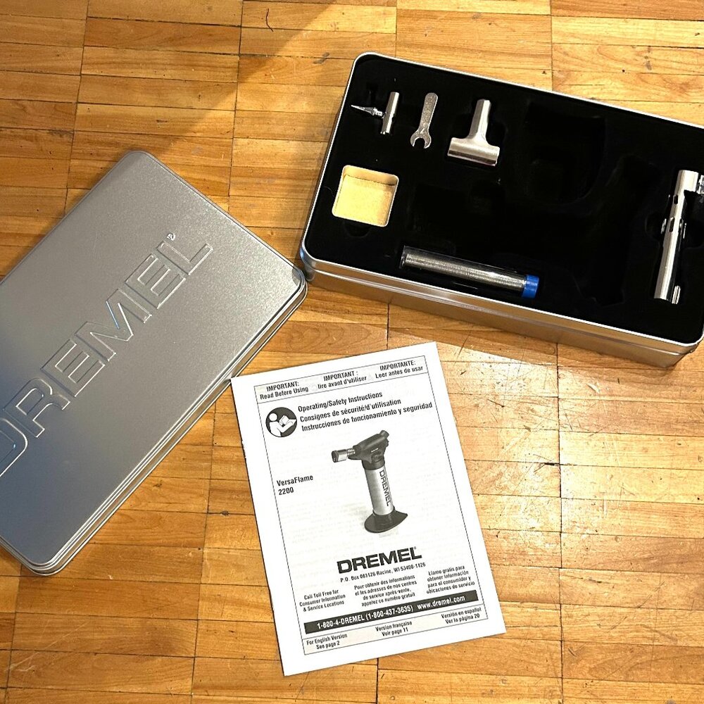 NEW DREMEL VERSAFLAME BOX W/ ACCESSORIES (TORCH NOT INCLUDED)